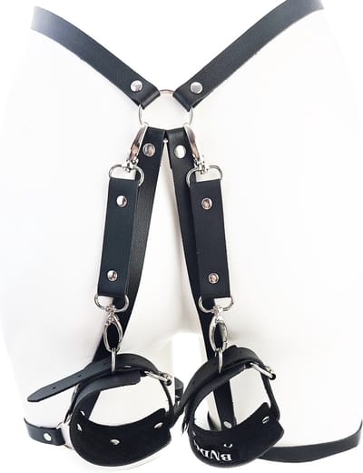 BNDGx® - Sex Harnas tuig pak met handboeien - Bondage set BDSM Erotische Fetish Body Nep Leer - Verstelbaar -