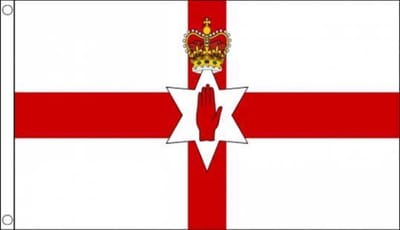 Scoby - Noord-Ierse Vlag - Northern Irish Flag - Noord-Ierland - 90x150cm - Original Colors - Strong Quality - Inclusief Bevestigingsringen