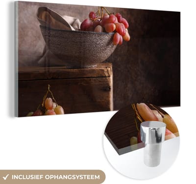 MuchoWow® Glasschilderij 120x60 cm - Schilderij acrylglas - Rustiek - Druiven - Schaal - Stilleven - Fruit - Foto op glas - Schilderijen