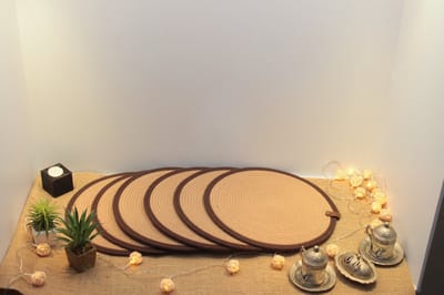OZ Home - 6-delige Placemat Set - Rond - Beige/Bruin - Duurzaam & Stijlvol - Voor Tafelbescherming en Decoratie
