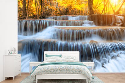 Behang - Fotobehang Waterval - Natuur - Bomen - Herfst - Landschap - Breedte 330 cm x hoogte 220 cm