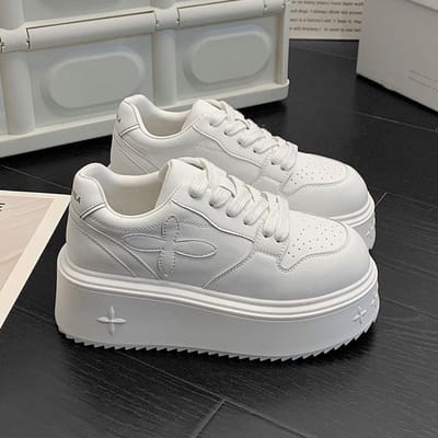 Diksoldige damesschoenen Ronde neus Witte schoenen voor dames in lente en herfst Nieuwe stijl van sponscakezool Hoge hak Vetersluiting Casual boardschoenen 40 white