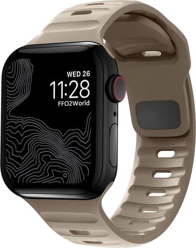 Stravo Outdoor Siliconen Sport bandje - Geschikt voor Apple Watch 46mm (Series 10/11), 45mm (Series 7/8/9), 44mm (Series 4/5/6, SE 1/2/3), 42mm (Series 1/2/3), 49mm (Ultra 1/2/3) - Waterproof heavy duty silicone Horlogebandje - Khaki