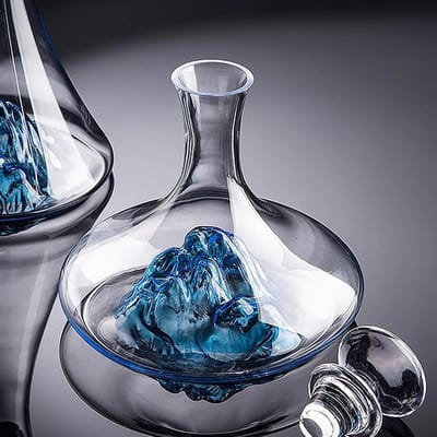 Luxe Wijn Decanteerder met Geïntegreerde Blauwe IJskap Waterval, Leidingvrij en Inclusief Glazen Stopper, Perfect voor Wijnliefhebbers en Decoratie (1,2 Liter)