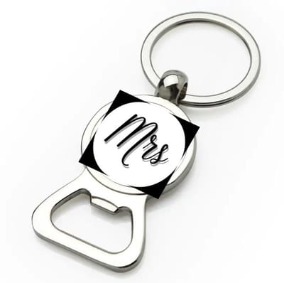 Akyol - mrs flesopener - Mister or miss - mevrouw - verjaardagscadeau - cadeau voor vrouwen - kado - 9 bij 3 cm