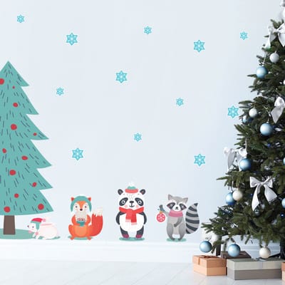 Kerststickers van Scandinavische dieren in de sneeuw - zelfklevende kerststickers - feestdecoraties - 90x60cm