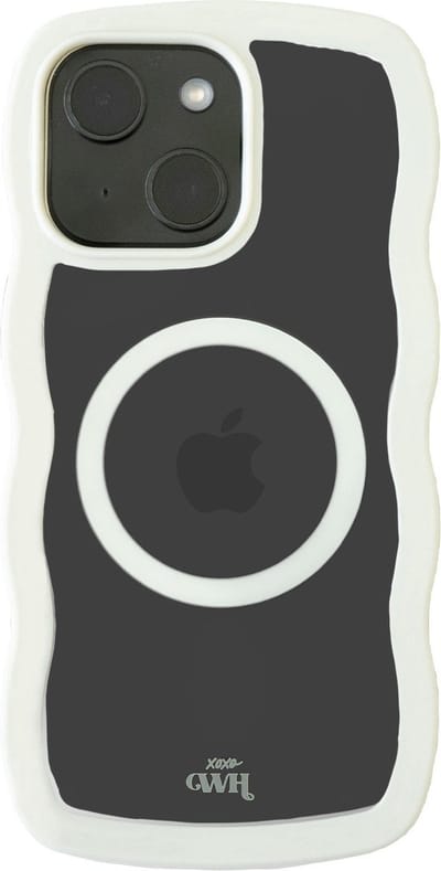 xoxo Wildhearts Magnetische Wavy Case - Creme telefoonhoesje - Geschikt voor iPhone 15 MagSafe - Golvend hoesje - Wolken hoesje - Schokbestendig - Cloud Case met magneet ring - Silicone case - Transparant / Creme / Beige