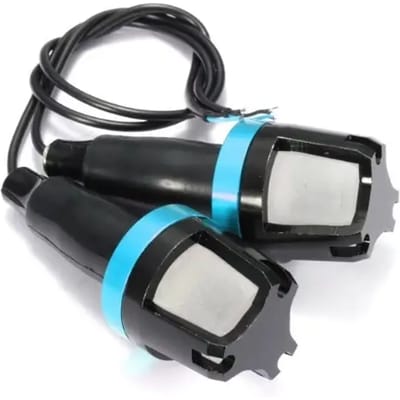 Paar led-richtingaanwijzers op motorfietsstuur Brazoline Mofa