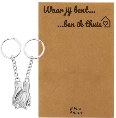 Koppel Sleutelhanger voor 2 'Waar jij bent, ben ik thuis' - Handjes Vasthouden - Sleutelhanger set op Cadeau Kaartje - Zilverkleurig - Persoonlijke Hanger - Pax Amare