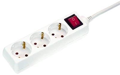 3-Weg Stopcontactstrips met Schakelaar - IP20 - 230V/16A - 1,4m Kabel - Wit