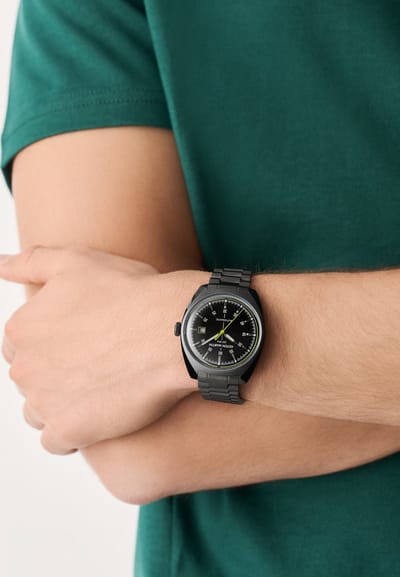 Aston Martin Ts2 Mechanisch Automatisch Horloge Gunmetal Kast Gemaakt Van 100% Roestvrij Staal En Een Armband Van 100% Roestvrij Staal 41 MTTS2S6013E