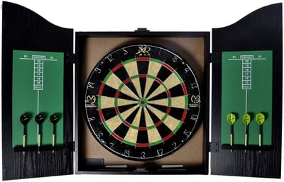 Dailygoods - Home Dart Center met Sisal Dartbord en Stalen Darts - Inclusief Krijt en Wisser