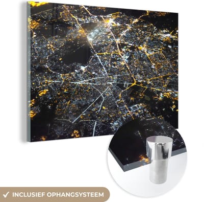 ® Glasschilderij 180x120 cm - Schilderij acrylglas - Foto van Kabul in de nacht vanuit de lucht in Afganistan - Foto op glas - Muurdecoratie woonkamer - Wanddecoratie slaapkamer - Schilderijen