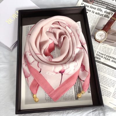 Sjaal-65cm-Vierkante sjaal met magnetische drukknoopsluiting – Te vormen tot driehoekige sjaal – Stijlvolle & elegante nekwarmer – Must-have voor elke outfit-Tulpenroze