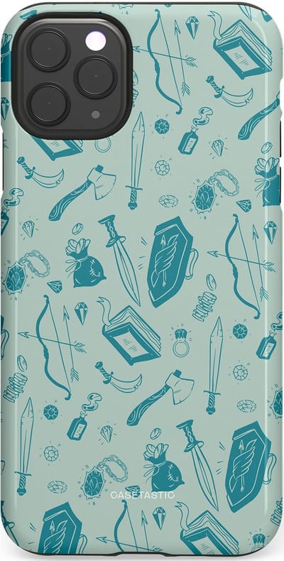Casetastic Hoesje Geschikt voor Apple iPhone 11 Pro Max - Stijlvolle Beschermende Duo-layer Case - Avontuurlijke buit vol wapens