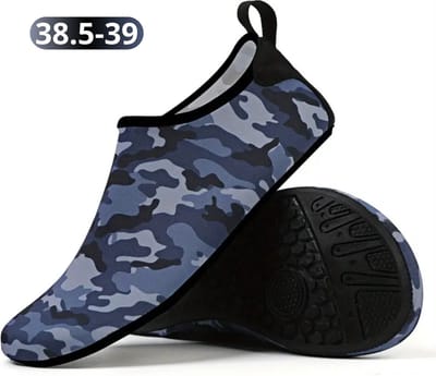 Bovista Waterschoenen Voor Kinderen & Volwassenen - Aqua Shoes - Aquaschoenen - Afzwemschoenen - Zwemles Schoenen - Camouflage Blauw - Maat 38.5-39