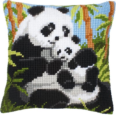 Vervaco - Kruissteekkussen kit - Pandafamilie - PN-0008513 - Borduren - Borduurpakket - Borduurpakket volwassenen - Borduurpakket kind