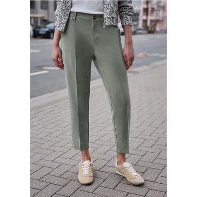 Mid Waist Slim Legs chino's in een casual fit
