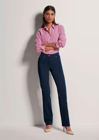 MADELEINE M-Jeans, Wijd M-jeans in recht model met logo-borduursel