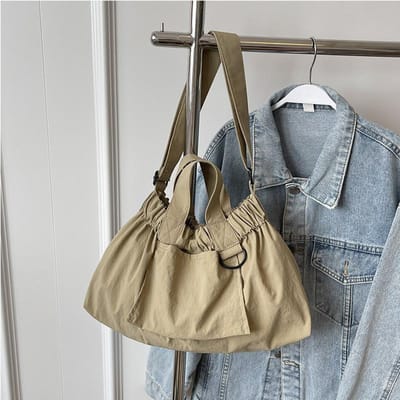 Modieuze en Casual Effen Kleur Nylon Stof Dumpling Tas Nieuwe Eenvoudige en Veelzijdige Opberg Geplooide Schoudertas gray