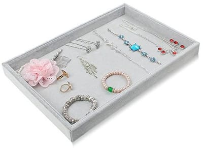 Elegante Grijze Fluwelen Sieradendoos voor Kettingen, Armbanden, Ringen en Oorbellen