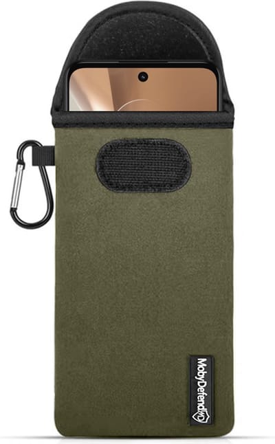 MobyDefend Hoesje - Geschikt voor Motorola Moto G32 - Neopreen Pouch Met Karabijnhaak - Insteek - Riemlus - Groen