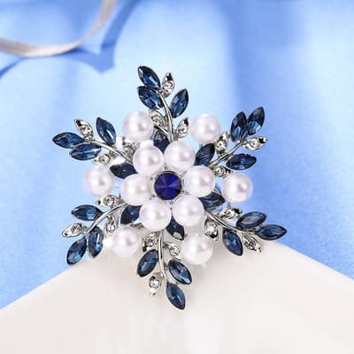 Boucle de foulard en soie à trois anneaux Broche Strass Perle Corsage Feuille Cristal Haut de gamme Accessoires vestimentaires gray