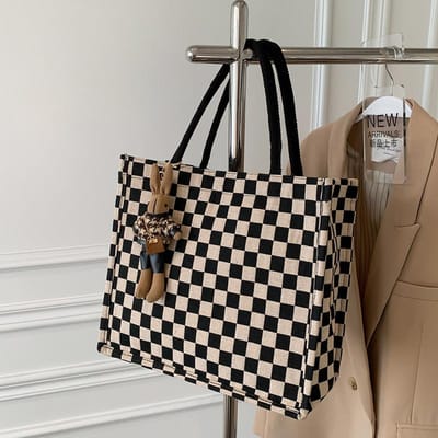Ruime handtas met dambordpatroon voor dames, nieuwe veelzijdige tas van canvas voor studenten en forenzen, met één schouderband. black