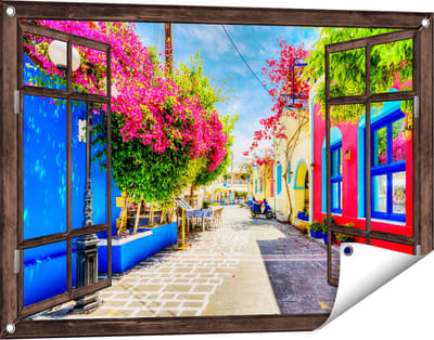 Gards Tuinposter Doorkijk Kleurrijke Straat op het Eiland Kos, Griekenland - 90x60 cm - Tuindoek - Tuindecoratie - Wanddecoratie buiten - Tuinschilderij