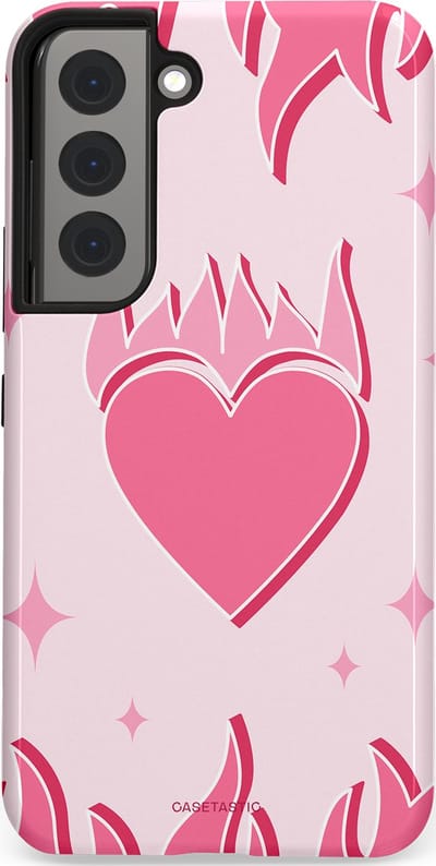Casetastic Hoesje Geschikt voor Samsung S22 - Stijlvolle Beschermende Duo-layer Case - Hartenvuur