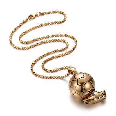 Goudkleurige ketting met voetbal en schoen hanger – schakelketting voor heren – sportief ontwerp