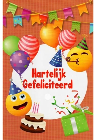 Van harte gefeliciteerd met je verjaardag! Een kleurrijke kaart met een afbeelding van vrolijke smileys met feestmuts op, slingers in de lucht, taarten en cadeaus er omheen. Een dubbele wenskaart inclusief envelop en in folie verpakt.