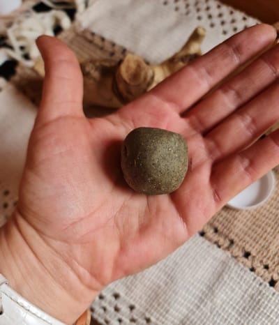 Handgemaakte milde Salie gezicht bar reiniger - scrub - ruw materialen - simpel formule - ecologische 20gr