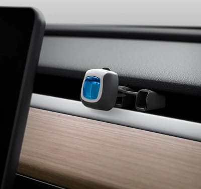 Spigen Luchtverfrisser Adapter voor Tesla Model 3 - Verfris Jouw Rijervaring - Interieur Accessoires Nederland en België
