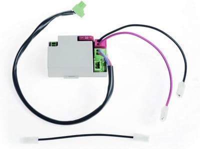 Aansluitkaart Reservebatterijen - Extra Stroom - Energie Beheer - Voor Twee Batterijen - 1 x 1 x 1 cm - Zwart