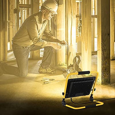 200 W LED Bouwspot - Warmwit, Waterdicht, Verstelbare Werklamp voor Tuin en Garage