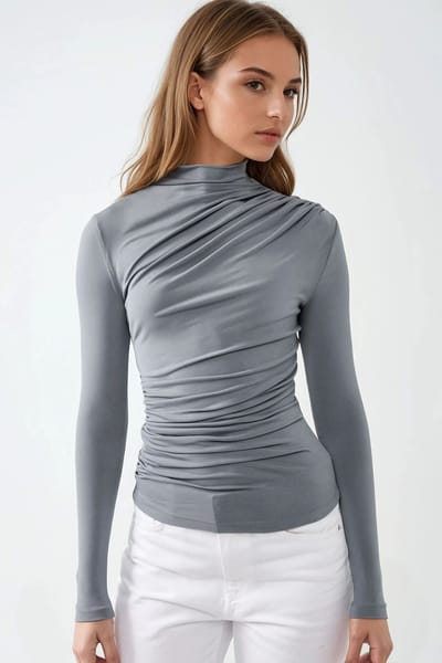 Blouse met hoge kraag en drapeer-detail