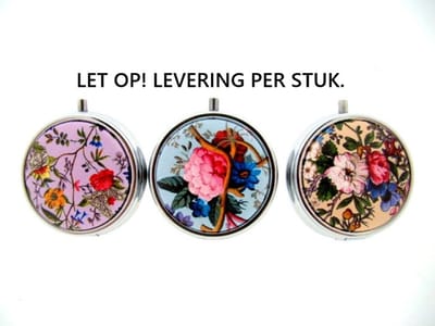 Pillendoosje 3-vaks met Spiegel – William Kilburn – Rond – 5 cm – Lesser & Pavey – Assorti
