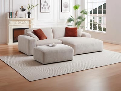 Vente-unique Hoekbank met hoek rechts en poef van beige ribfluweel TIRONO van Maison Céphy