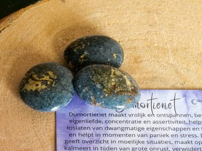 Dumortieriet - Trommelsteen, edelstenen - Perfect cadeau voor mannen en vrouwen- Inclusief uitleg - Spiritueel - Ontspanning - Concentratie - Paniek - Stress - Trauma's - Overzicht - Hoofdpijn - 100% NATUURLIJK