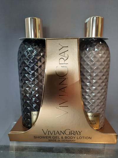 gift set  douche gel 300 ml - body lotion 300 ml - ylang ylang - vanille- houtsoorten - vivian gray - kado voor verjaardag - moeder dag - kerst - valentijn