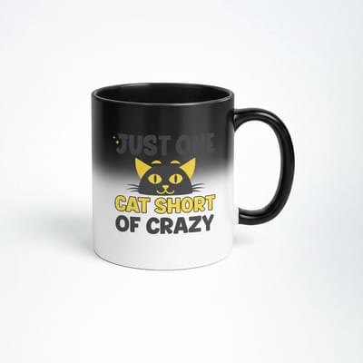 Just One Cat Short of Crazy Magische Mok - Veranderende Koffiemok