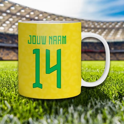 Brazilië Voetbal Mok - Gepersonaliseerd Met jouw Naam en Nummer - Voetbal Shirt Op Mok - Brazilië Artikelen Shirt Mok - 325 ml - Koffiemok - Voetbal Cadeau
