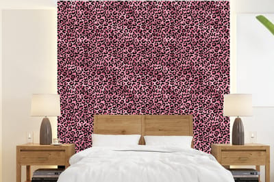 Behang - Fotobehang Panter - Roze - Dierenprint - Patronen - Breedte 220 cm x hoogte 240 cm