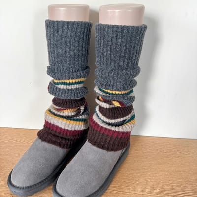 Retro Beenwarmers Herfst En Winter Warm Gebreide Voetbedekking Kniekousen Meerkleurige Gestreepte Beenwarmer Y2K Beenbedekking Kousen Sokken One Size gray