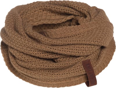 Knit Factory Coco Gebreide Colsjaal - Ronde Sjaal - Nekwarmer - Wollen Sjaal - Bruine Colsjaal - Dames sjaal - Heren sjaal - Unisex - New Camel - One Size