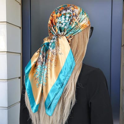 Carré de Soie Carré Femmes Luxe Satin Imprimé Hijabs Écharpes Musulman Pareo Bandana Châle Féminin Enveloppant Bandeau Foulard 90*90cm 90x90cm beige