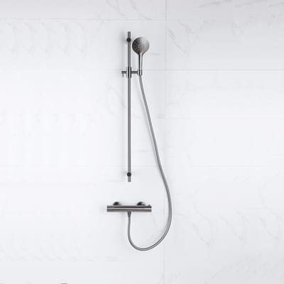 FugaFlow Eccelente Sobrado Badkamer douchekraan met glijstangset met ronde handdouche, gladde doucheslang Gunmetal PVD