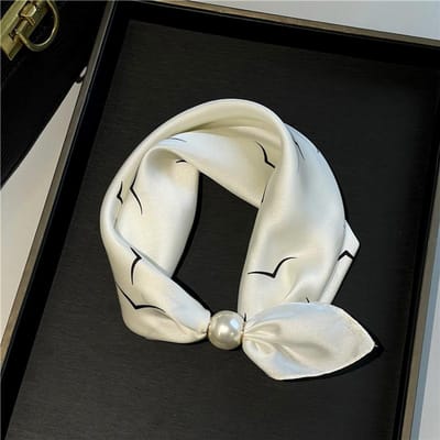 Kettingen Parels Magnetische Sluitingen Sjaals Korte Sleutelbeenderen Kledingaccessoires Nekbescherming Littekenbedekking Dames Sjaals white