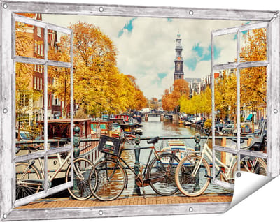 Gards Tuinposter Doorkijk Amsterdamse Brug bij een Brug met Fietsen - 120x80 cm - Tuindoek - Tuindecoratie - Wanddecoratie buiten - Tuinschilderij